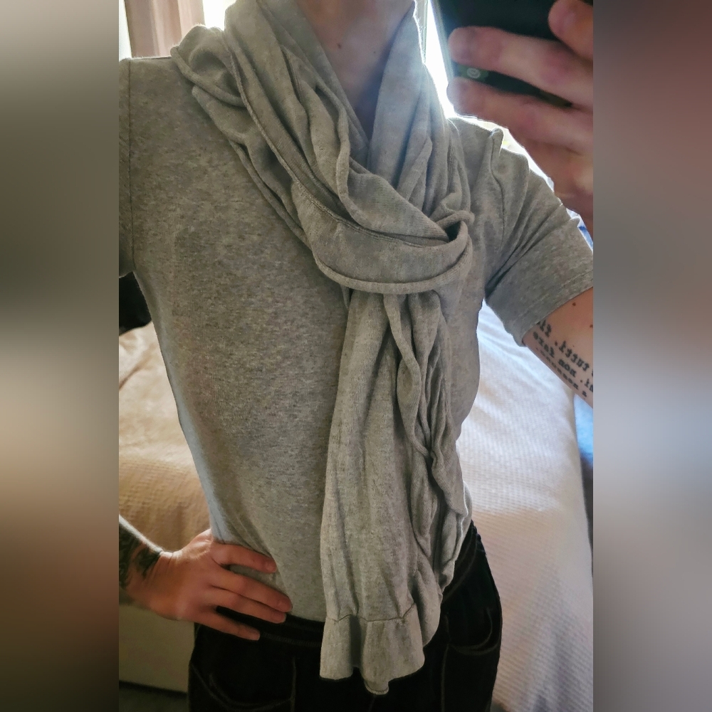 GAP Vintage Light Grey Angora Blend Knit Scarf